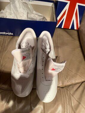 Reebok Princess Classic all white leather sneakers size 9